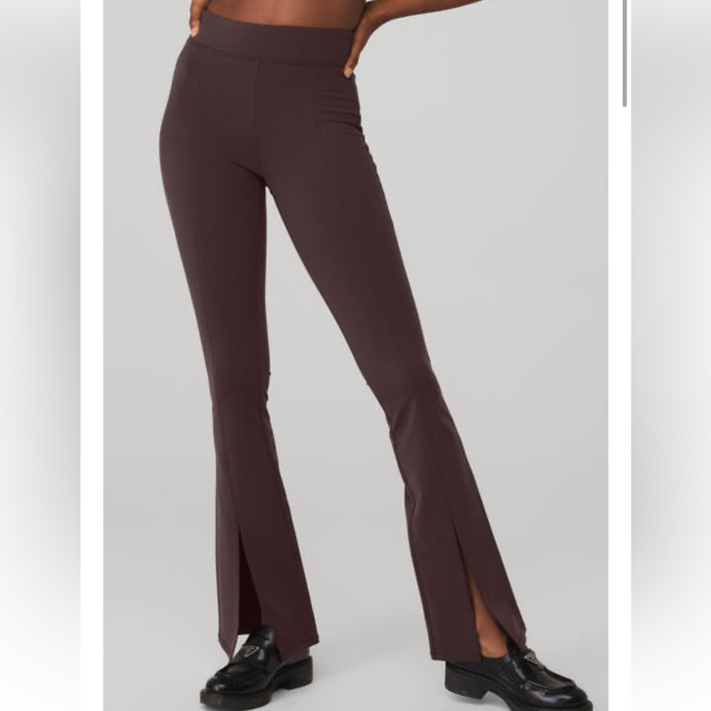 Airbrush High-Waist Flutter Leggings